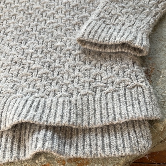 size S Banana Republic Aran style cable knit grey merino/alpaca/acrylic - Picture 7 of 11